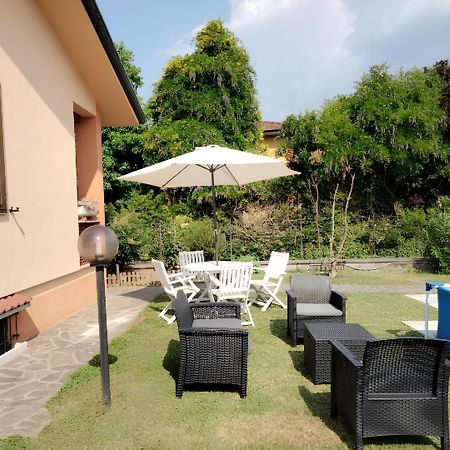 B&B Le Mi' Cocche Capannori Bagian luar foto