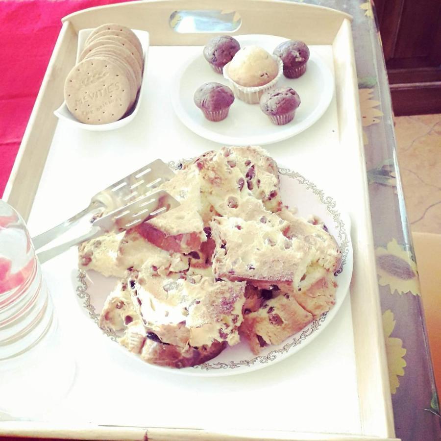 B&B Le Mi' Cocche Capannori Bagian luar foto