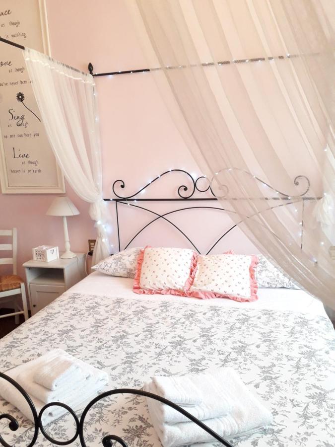 B&B Le Mi' Cocche Capannori Bagian luar foto