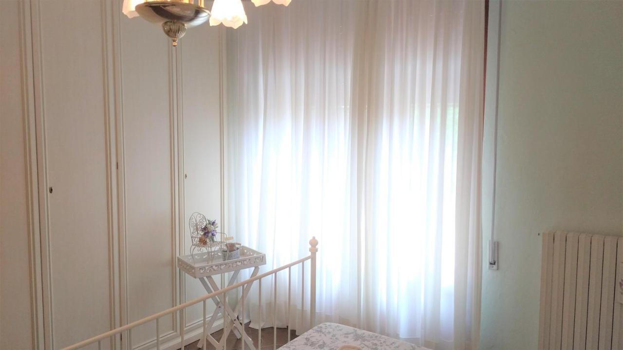 B&B Le Mi' Cocche Capannori Bagian luar foto